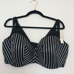 NWT Cacique Back Smoothing Balconette Bra